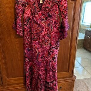 Elegant Pink Paisley Dress